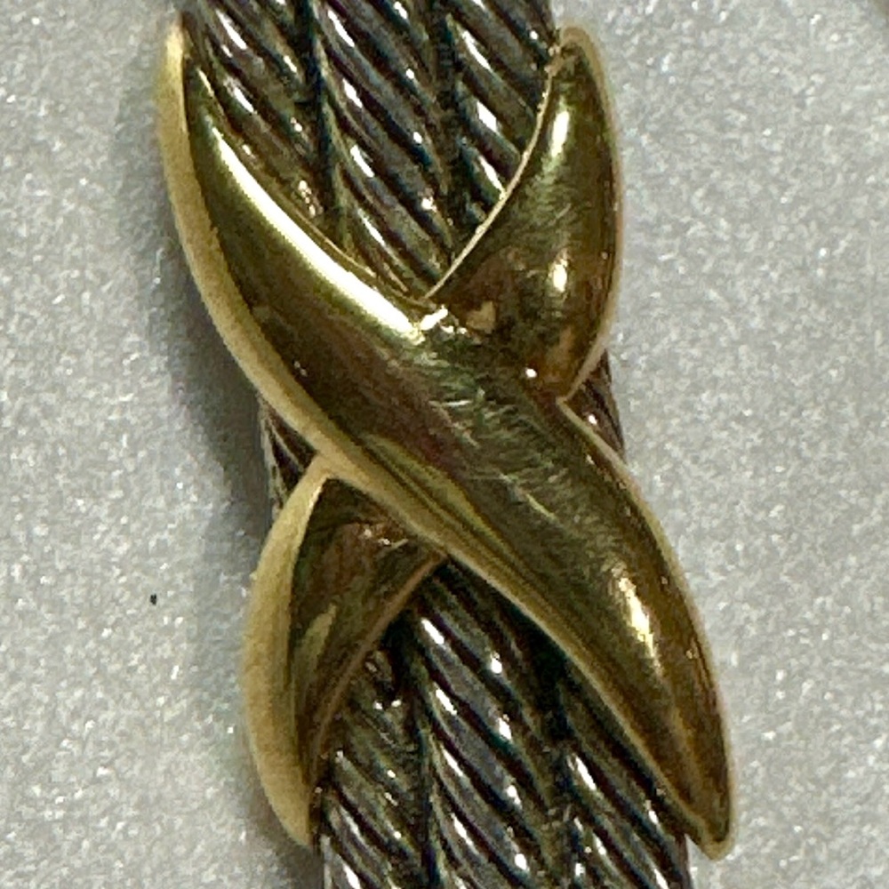 Elegant Gold and Silver Women's Jewelry Piece